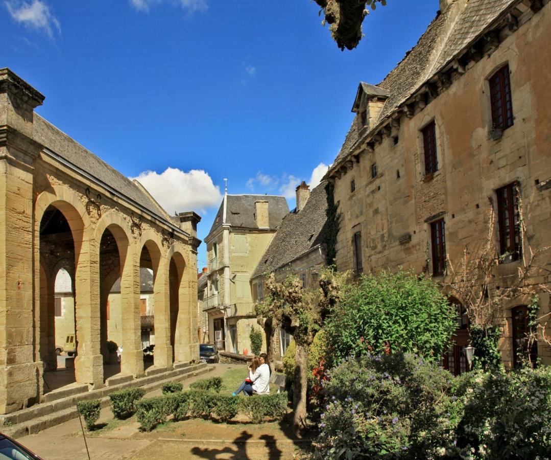 Petite Maison En Pierre Au Coeur Du Perigord Noir Proche De Sarlat Et Rocamadour Salignac Eyvigues Exteriör bild